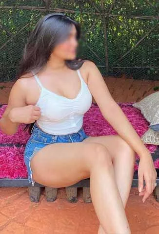 Udaipur call girl